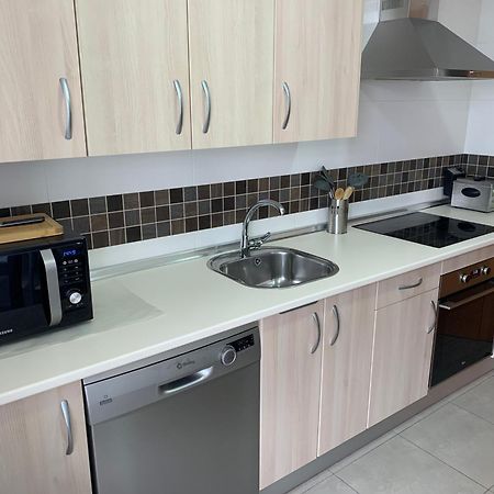 Habitacion Privada En Urbanizacion Con Piscina Y Pista De Padel El Puerto de Santa Maria Luaran gambar
