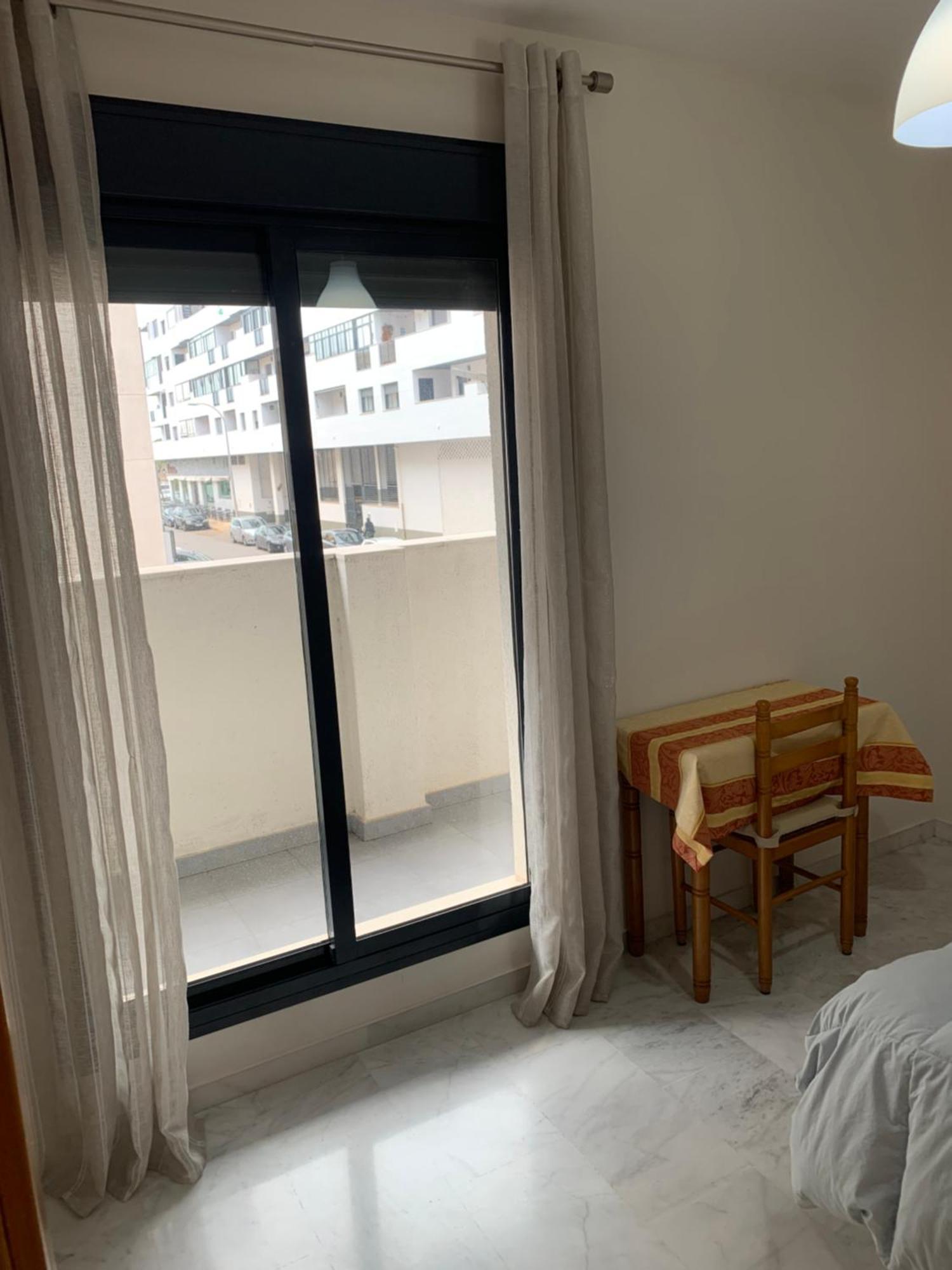Habitacion Privada En Urbanizacion Con Piscina Y Pista De Padel El Puerto de Santa Maria Luaran gambar
